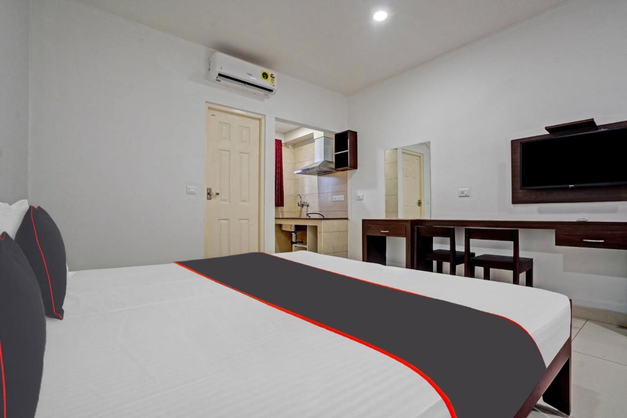 Collection O White House Pearl Hotel Kochi Екстериор снимка