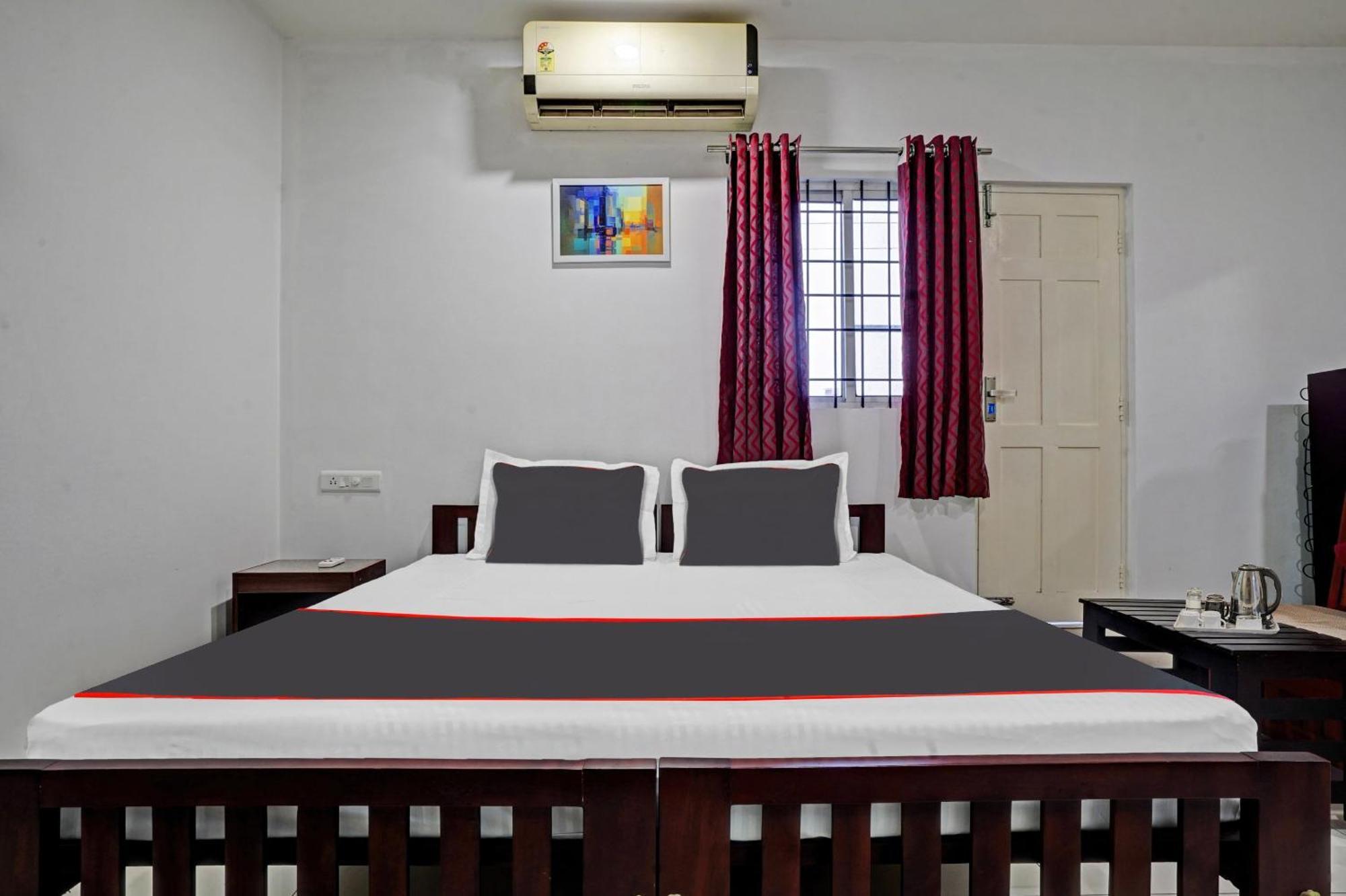 Collection O White House Pearl Hotel Kochi Екстериор снимка