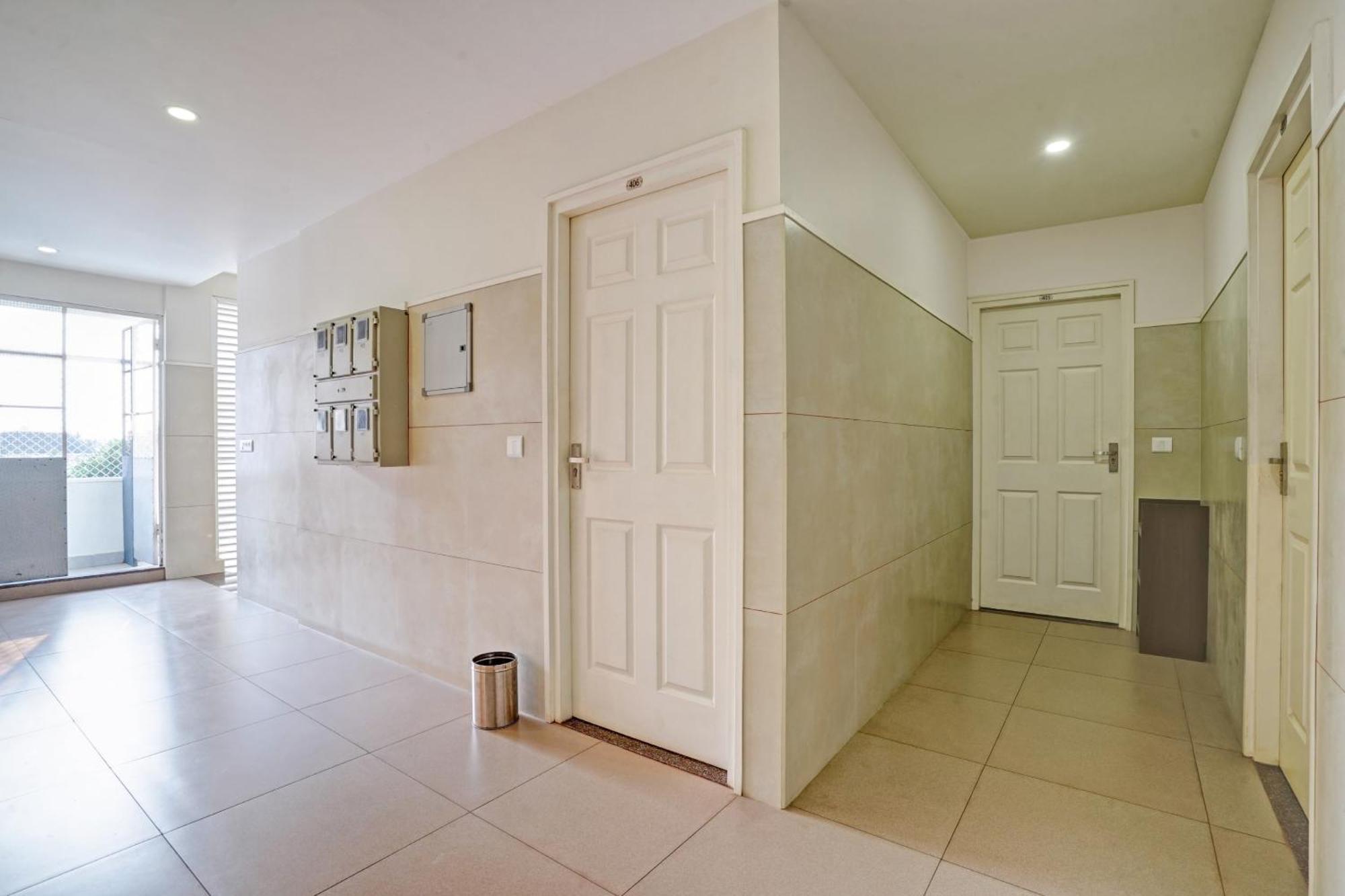 Collection O White House Pearl Hotel Kochi Екстериор снимка
